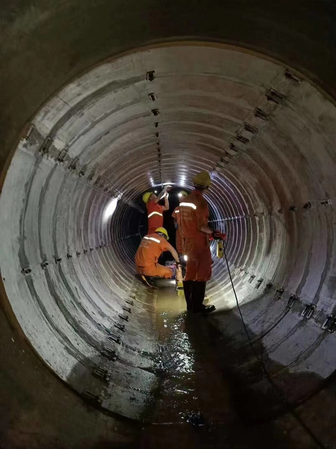 长岭管道非开挖修复